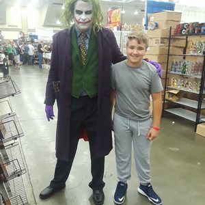 Meet your Posher, Adam